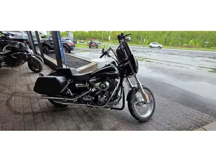 2010 Harley-Davidson DYNA SUPER GLIDE FXDC thumbnail 2