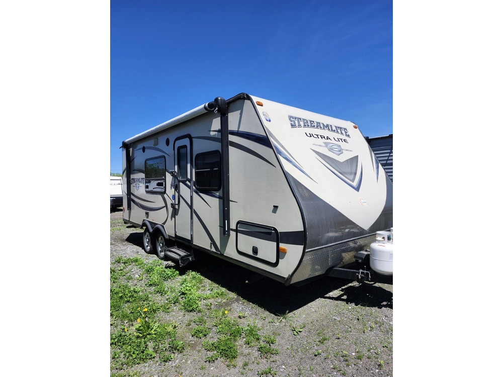 Gulf Stream Streamlite 24 Rbh 2015 alt
