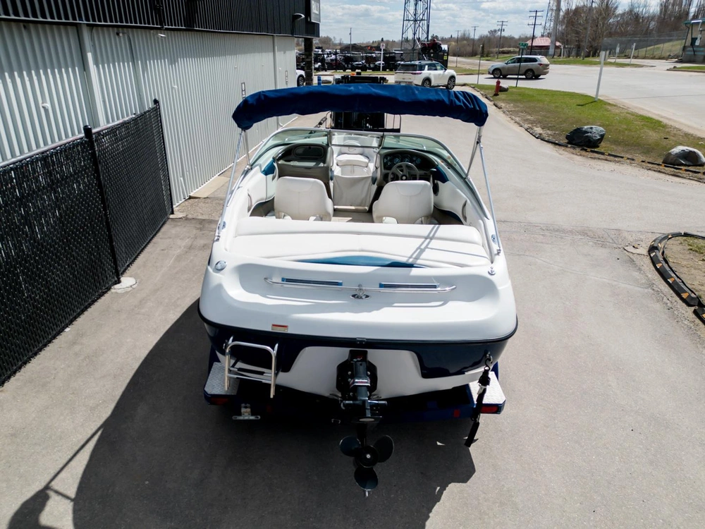 2003 Crownline 192 alt