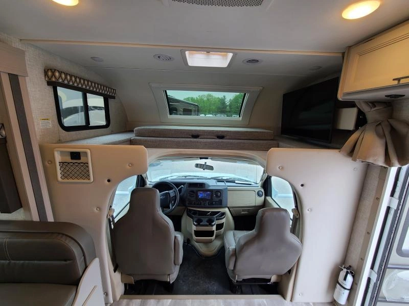Thor Motor Coach Echelon Lc25 2024 alt
