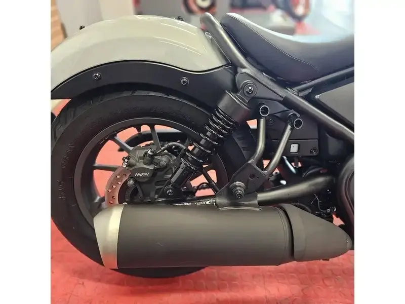2026 Honda REBEL 300 E-CLUTCH thumbnail 22