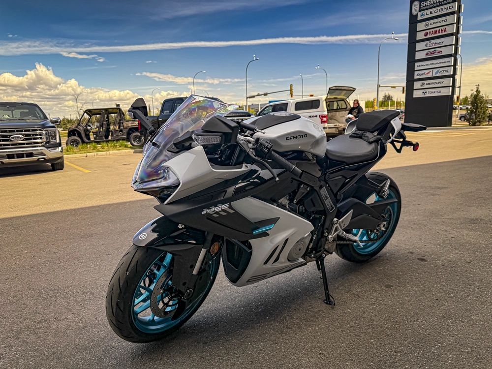 2026 Cfmoto 675ss alt