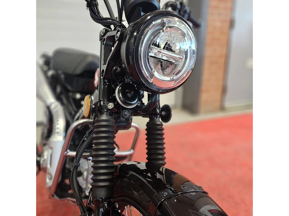 2026 Honda Trail 125 Abs alt