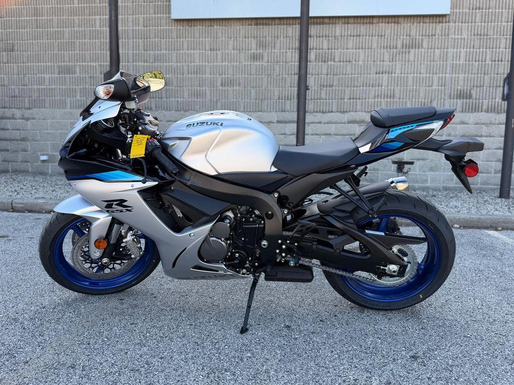 2026 Suzuki Gsx-r600 alt