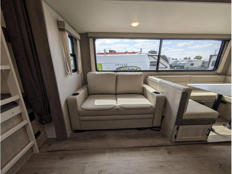 Coachmen Catalina 273dbhck 2026 alt