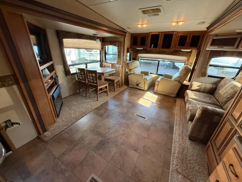 Crossroads Cruiser 30es 2012 alt