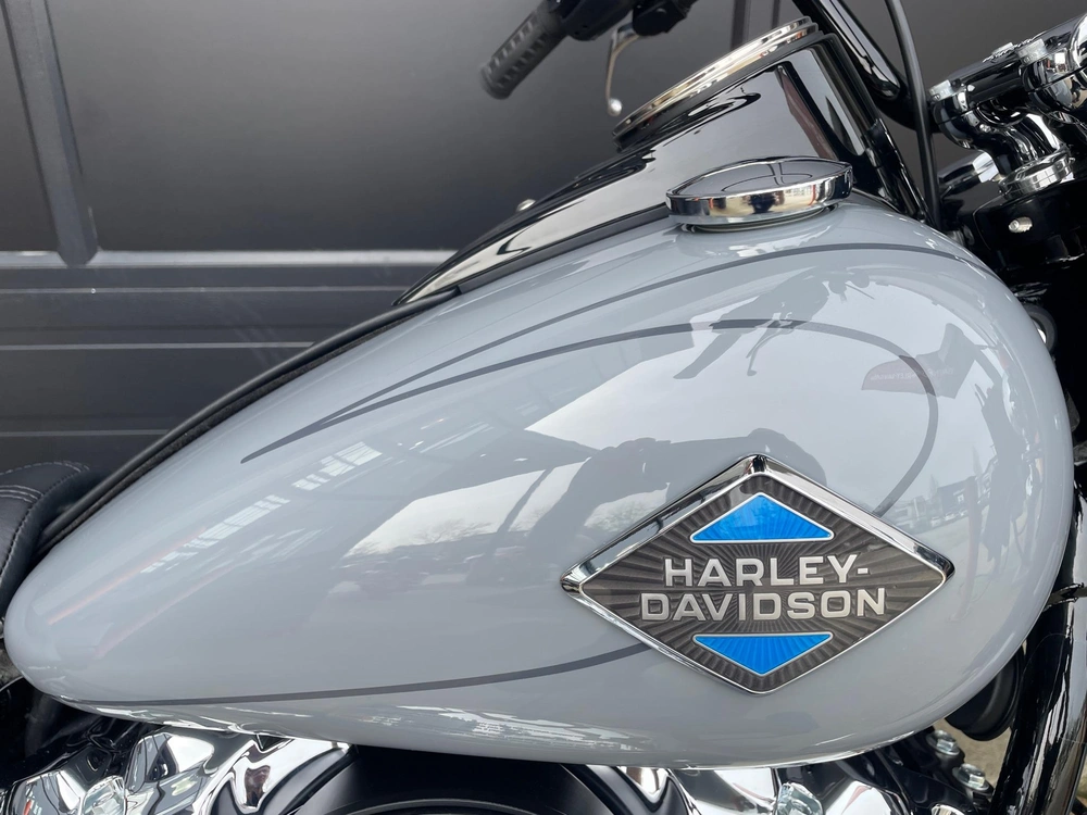 2026 Harley-davidson Cruiser Flhc - Heritage Classic alt