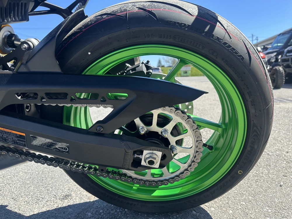 2026 Kawasaki Z900 Se alt