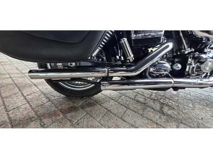 2010 Harley-Davidson DYNA SUPER GLIDE FXDC thumbnail 3