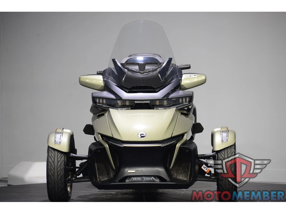 2021 Can-am Spyder Rt Sea-to-sky alt
