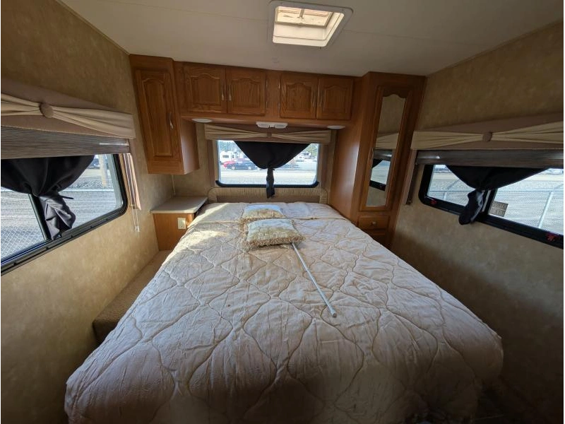 Forest River Georgetown 338ss 2007 alt