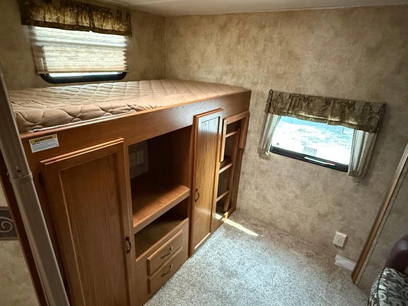 2012 Keystone Rv Sprinter 311bhs alt