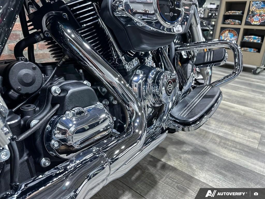 2026 Harley-Davidson STREET GLIDE thumbnail 9