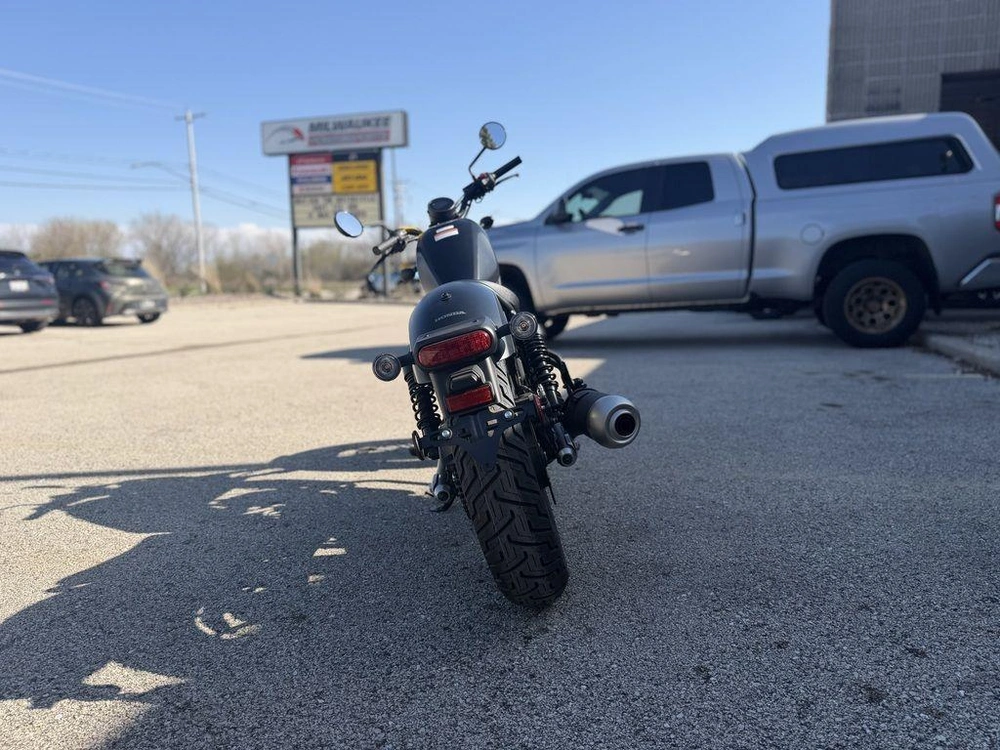 2026 Honda Rebel 300 E-clutch alt