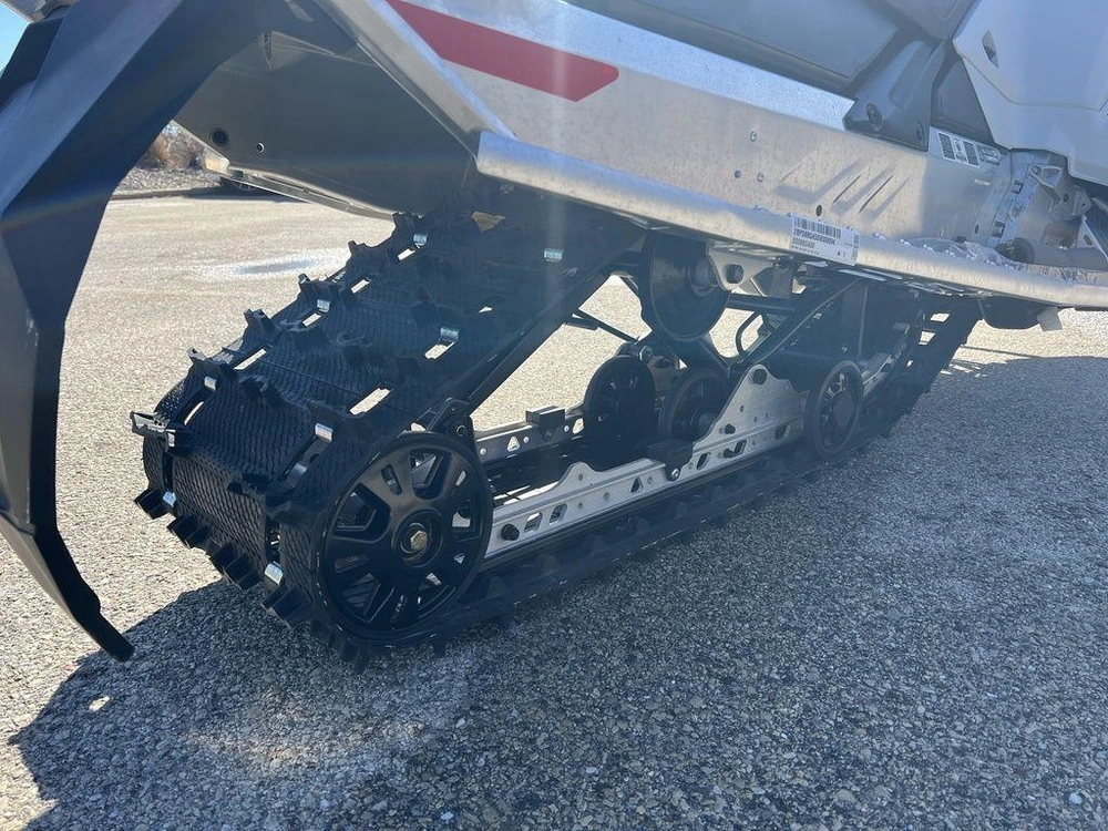2025 Ski-doo Mxz® Neo® 600 Efi - 40 120 Cobra 1.0 alt