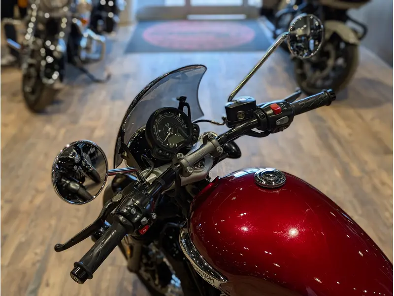 2023 Triumph Bonneville Speedmaster // Cordovan Red thumbnail 8