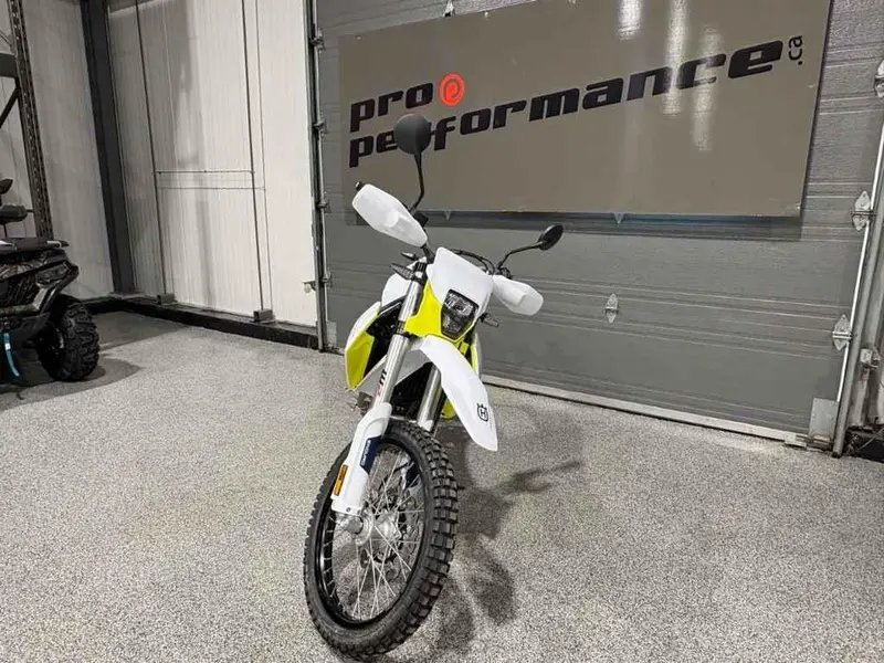Husqvarna 701 Enduro 2027