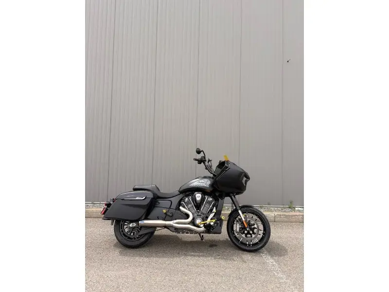 2026 Indian Motorcycle Challenger Dark Horse + 112 & Audio Package thumbnail 16