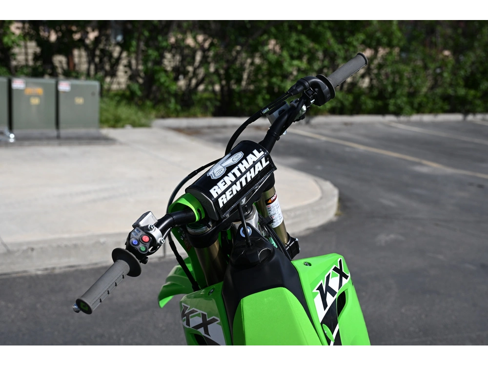 2025 Kawasaki Kx 450 alt