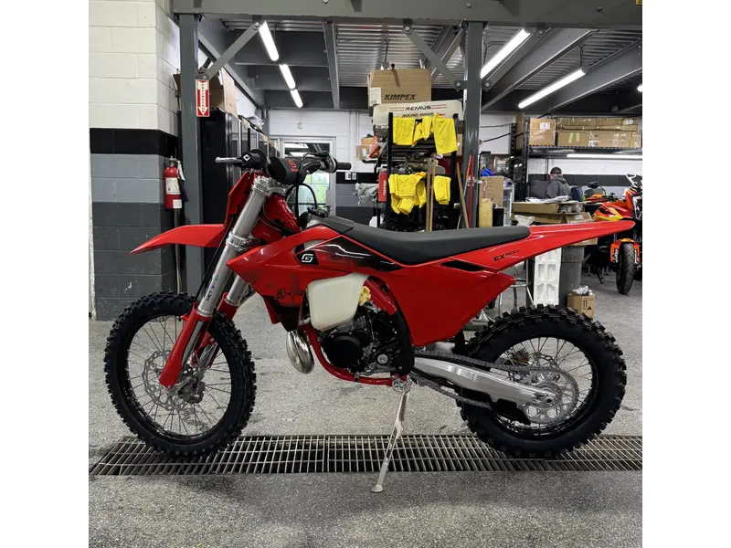 2026 GASGAS EX 300 thumbnail 5