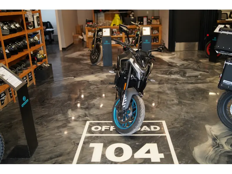 2024 CFMOTO 800NK thumbnail 4