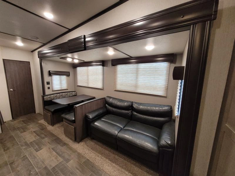 Crossroads Cruiser 30bh 2019 alt