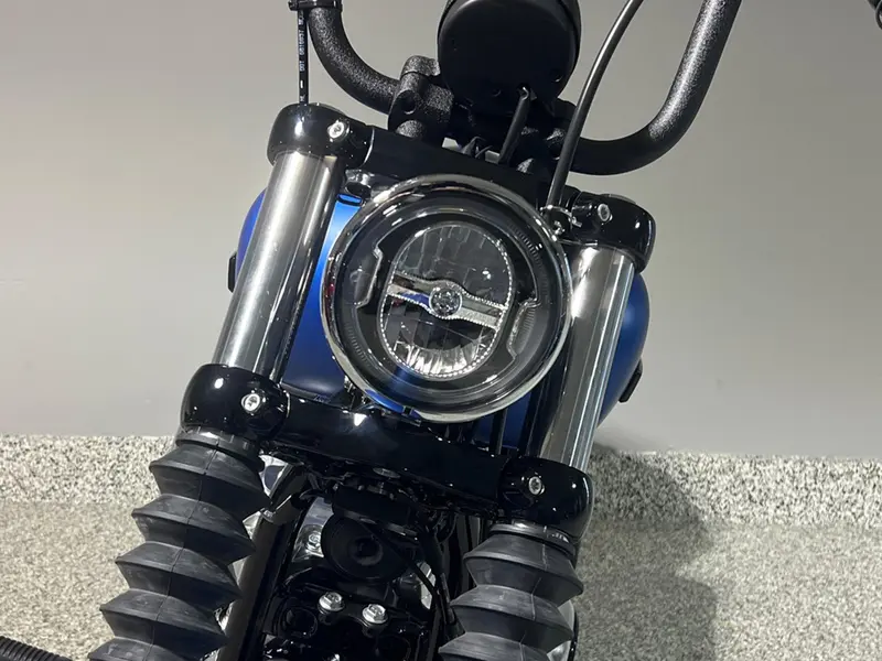 2026 Harley-Davidson FXBB - Street Bob® thumbnail 17