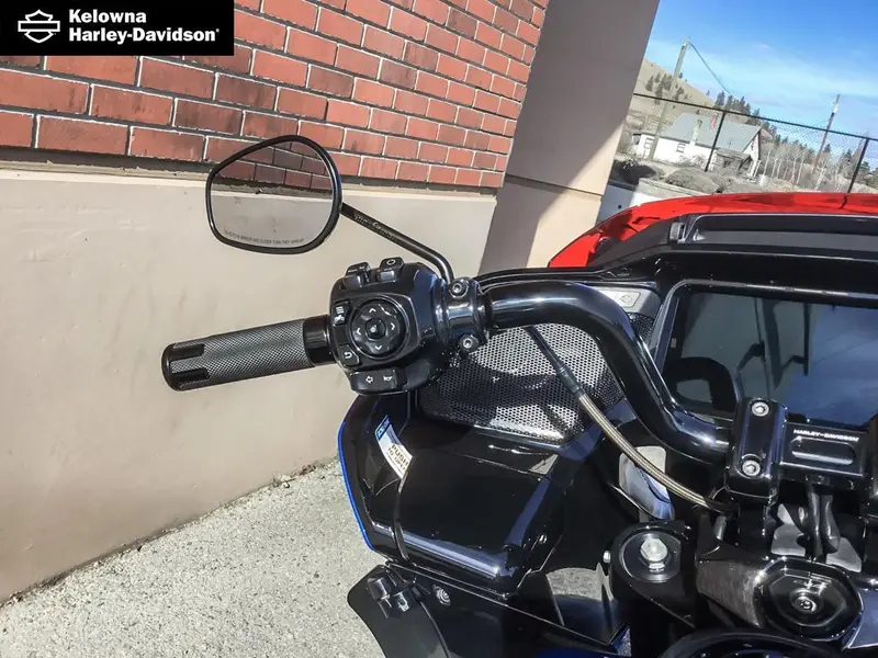 2026 Harley-Davidson FLTRXSTSE - CVO™ Road Glide® ST thumbnail 15