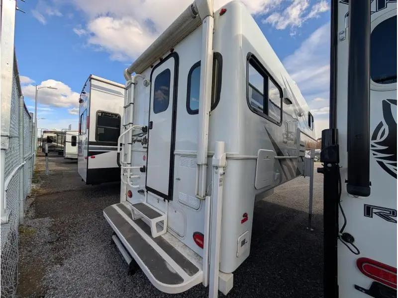 Bigfoot rv Bigfoot 2021