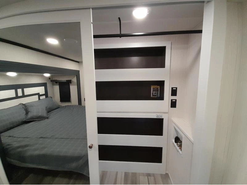 Forest River Cedar Creek 3525lf 2024 alt