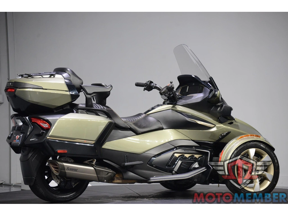 2021 Can-am Spyder Rt Sea-to-sky alt