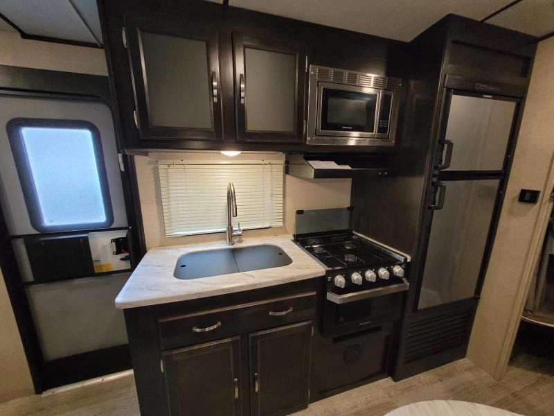 Coachmen Northern Spirit 2342bh 2019 alt