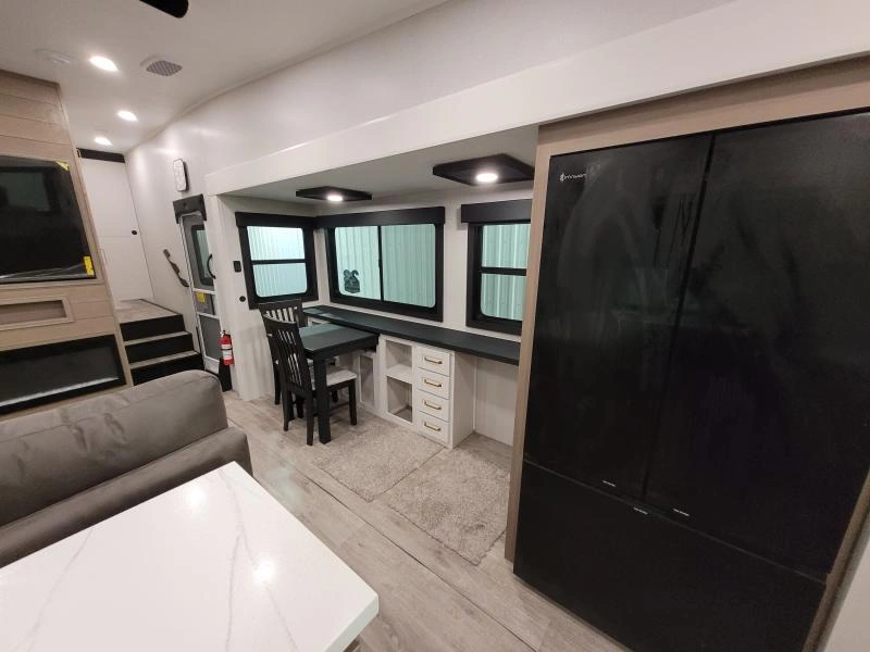 2026 Jayco Eagle 365ukts alt