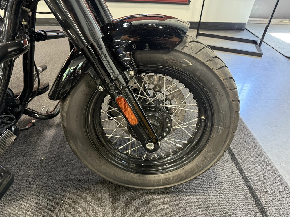 2023 Indian Motorcycle Super Chief Ltd Abs, Black Metallic, 49st alt