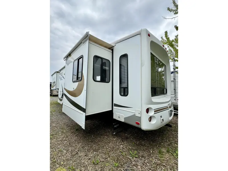 2008 Keystone RV MONTANA BIG SKY 340 RLQ thumbnail 4
