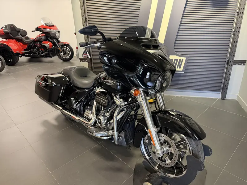 2022 Harley-Davidson FLHX STREET GLIDE FLHX thumbnail 2