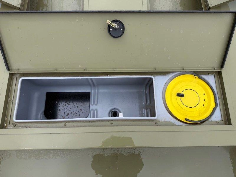 Crestliner 2070 Retriever Side 2026 alt