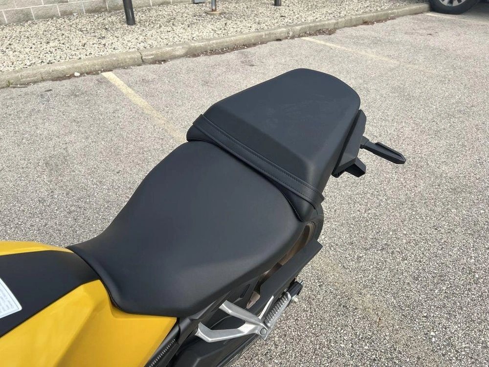2026 Honda Cb300r alt