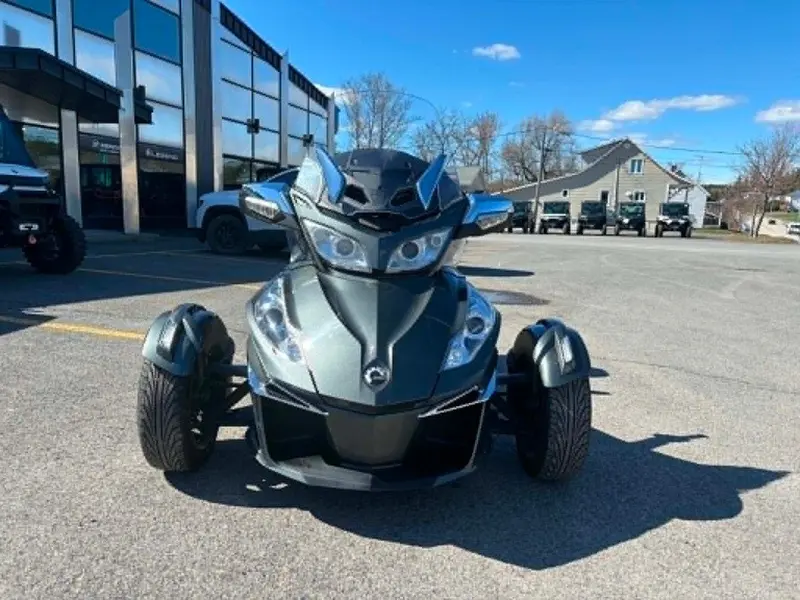 2017 Can-Am RT LIMITED USED thumbnail 5