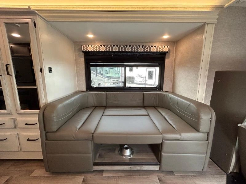 Jayco Redhawk 26m 2023 alt