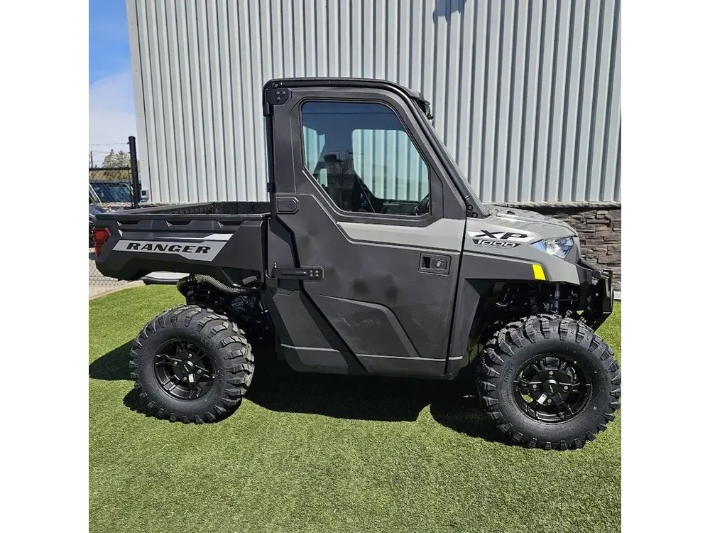 2027 Polaris Ranger Xp 1000 Cab alt