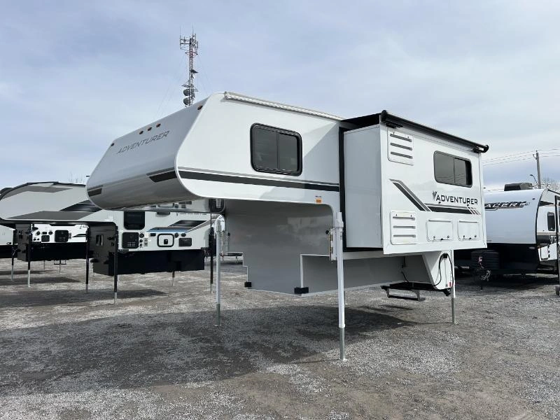 2024 Adventurer Adventurer 910db alt