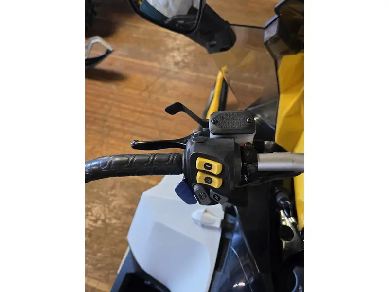 2012 Ski-Doo MXZ X 800 ETEC thumbnail 10