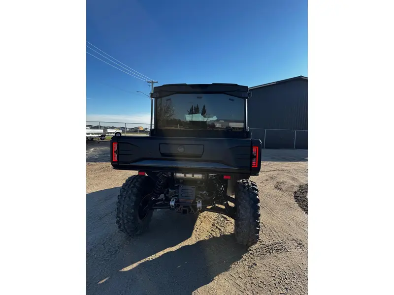 2026 Can-Am DEFENDER MAX TEX CAB HD11 thumbnail 2