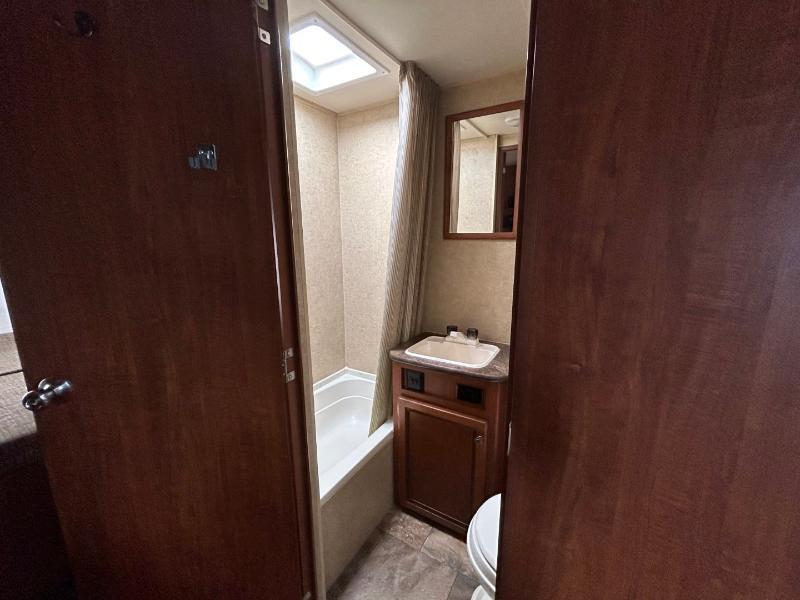2014 Jayco Jay Feather thumbnail 16