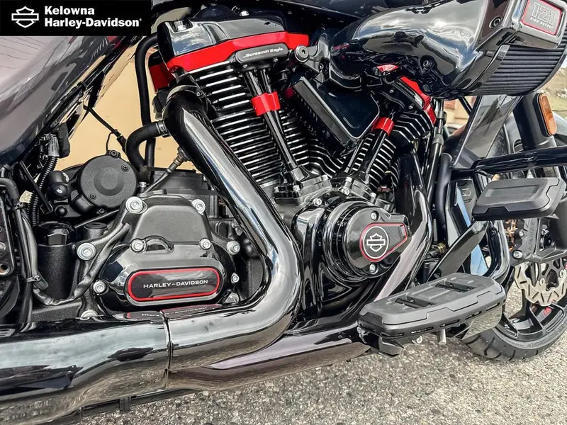 2026 Harley-Davidson FLTRXSTSE - CVO™ Road Glide® ST thumbnail 18