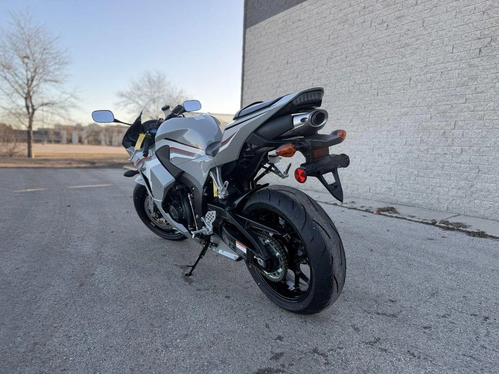2026 Honda Cbr600rr alt