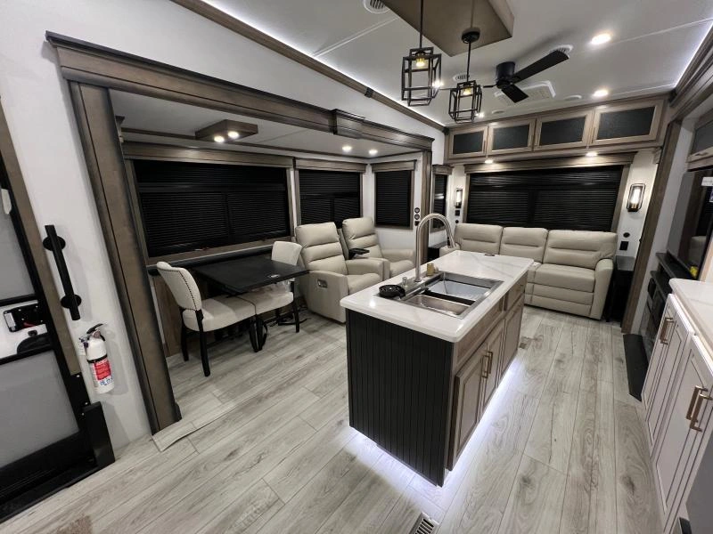 Keystone Rv Montana 3231ck 2025 alt