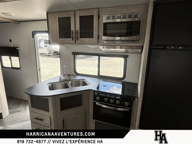 2022 Heartland Prowler 300 BH