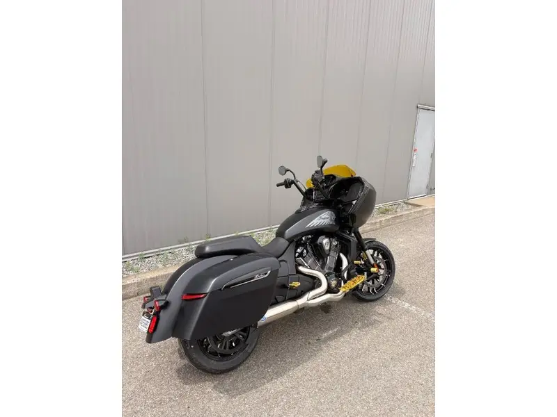 2026 Indian Motorcycle Challenger Dark Horse + 112 & Audio Package thumbnail 17